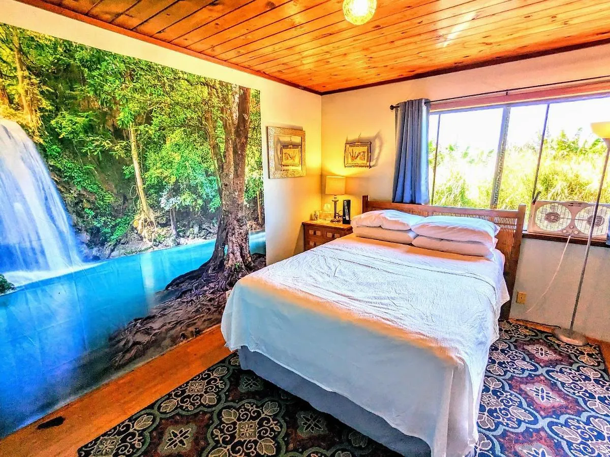 Hamakua Guesthouse Pepeekeo