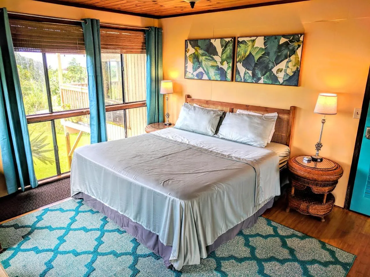 Hamakua Guesthouse Pepeekeo 2*,
